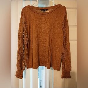 Zac and Rachel Long Sleeve Top Size PXL Lace Detailing On Sleeve